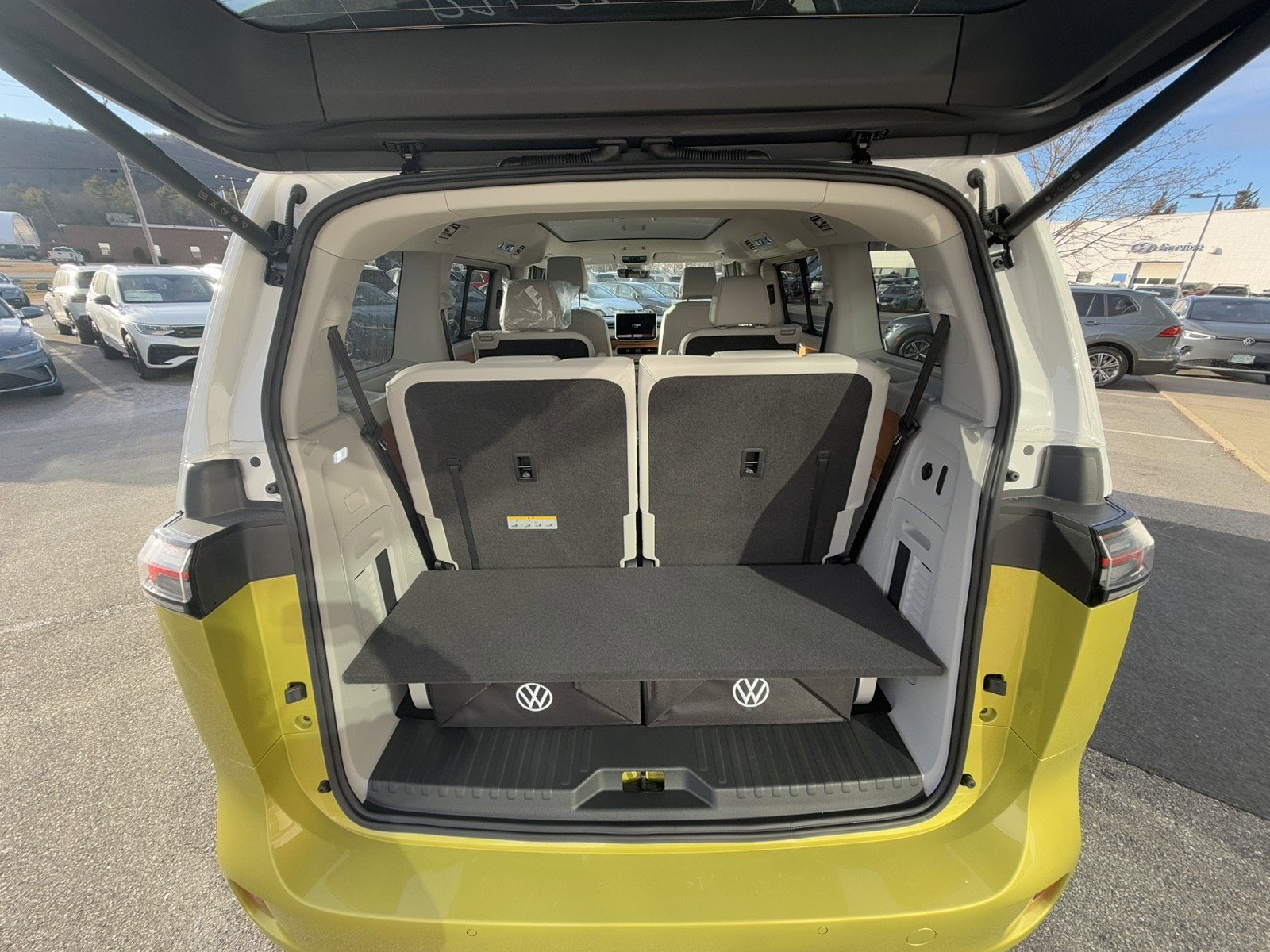 New 2025 Volkswagen ID. Buzz 1st Edition image 22