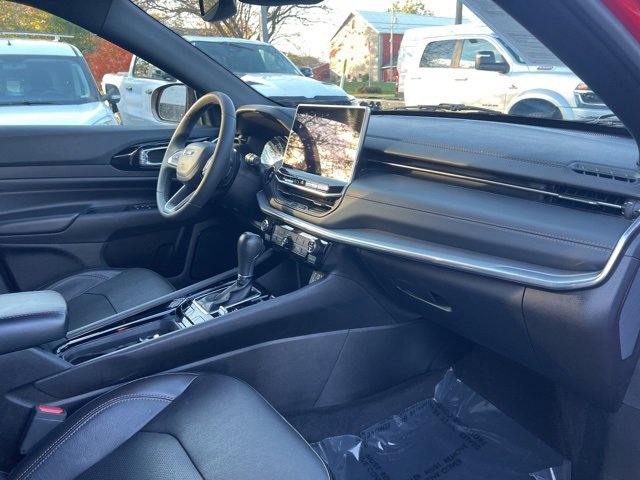 Used 2023 Jeep Compass High Altitude image 11