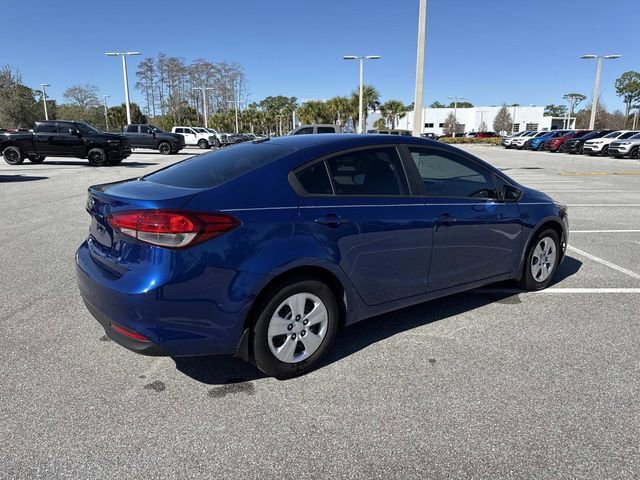 Used 2018 Kia Forte LX w/ LX Rear Camera Package image 3