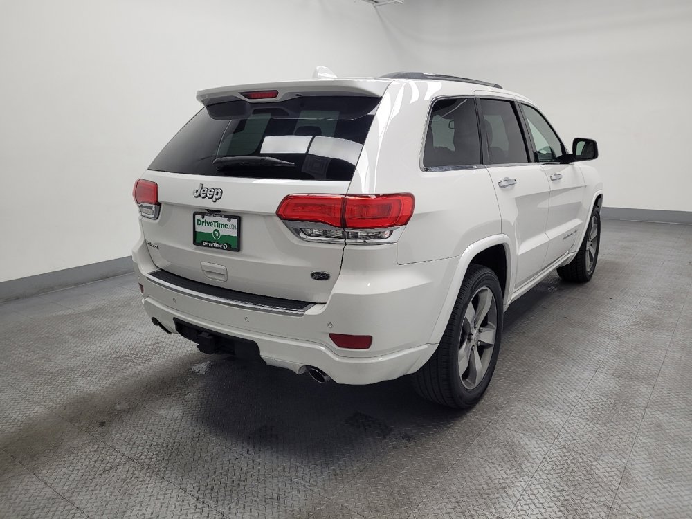 Used 2016 Jeep Grand Cherokee Overland w/ Advanced Technology Group AWD/4WD image 9