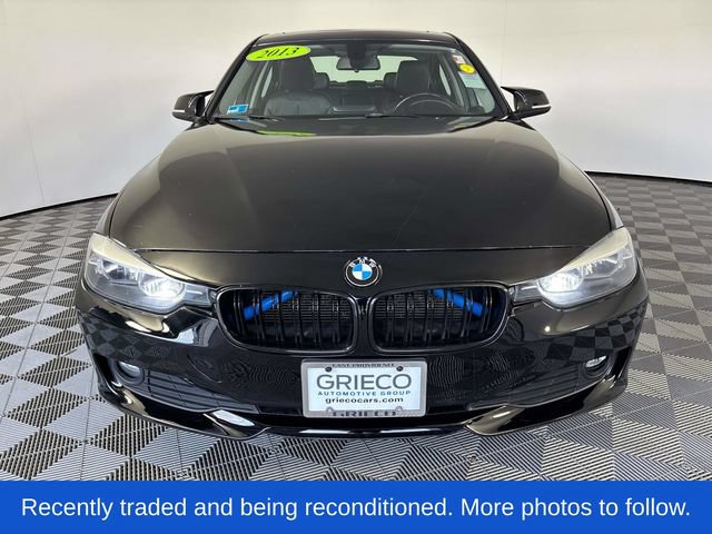 Used 2013 BMW 320i xDrive Sedan AWD/4WD image 3