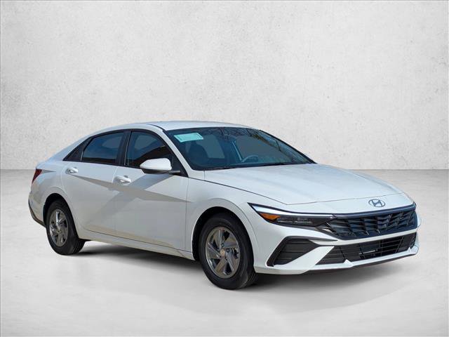 New 2026 Hyundai Elantra SE FWD image 7