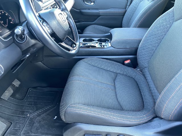 Used 2025 Honda Pilot Sport image 19
