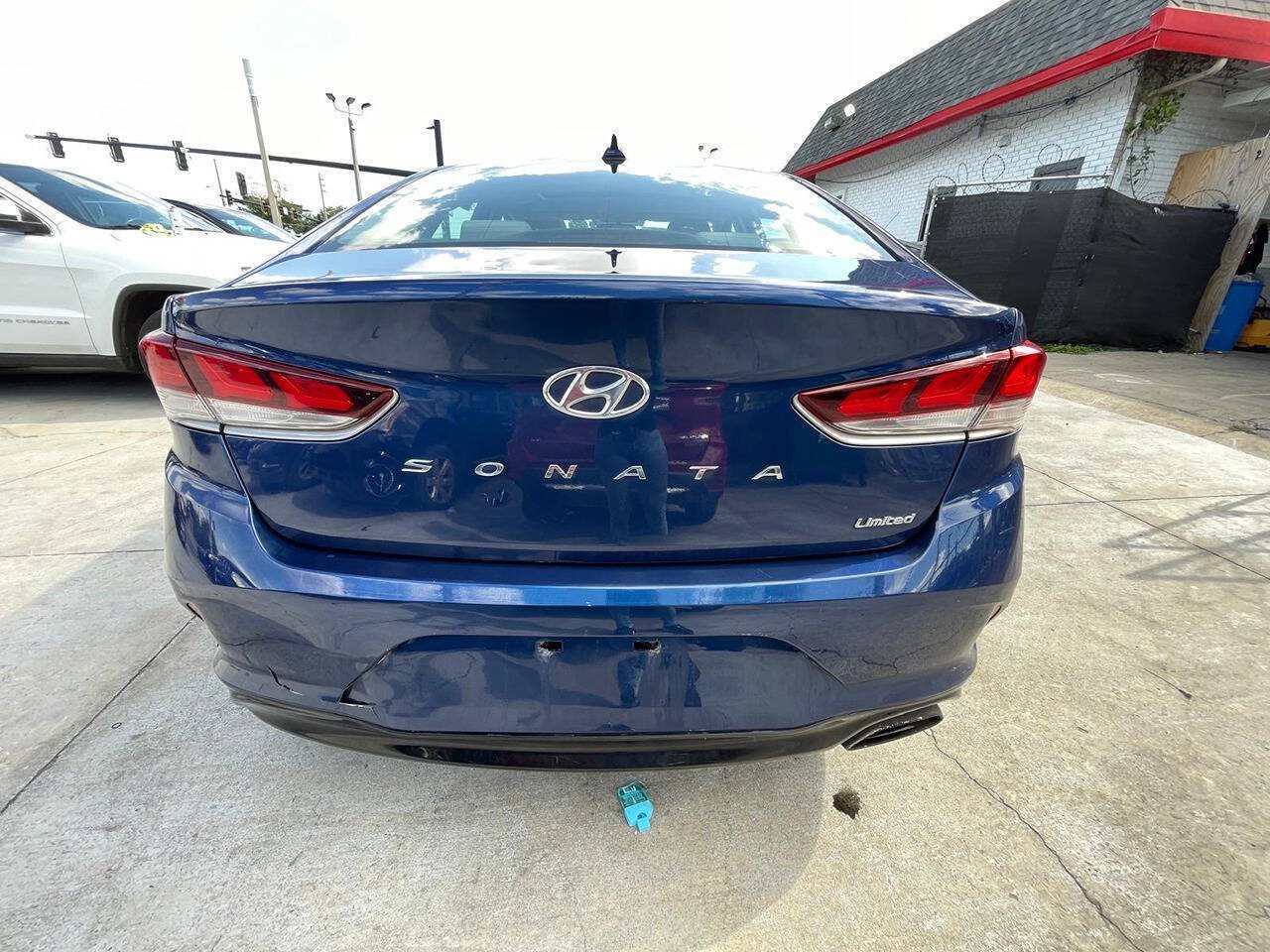 Used 2018 Hyundai Sonata Limited FWD image 12