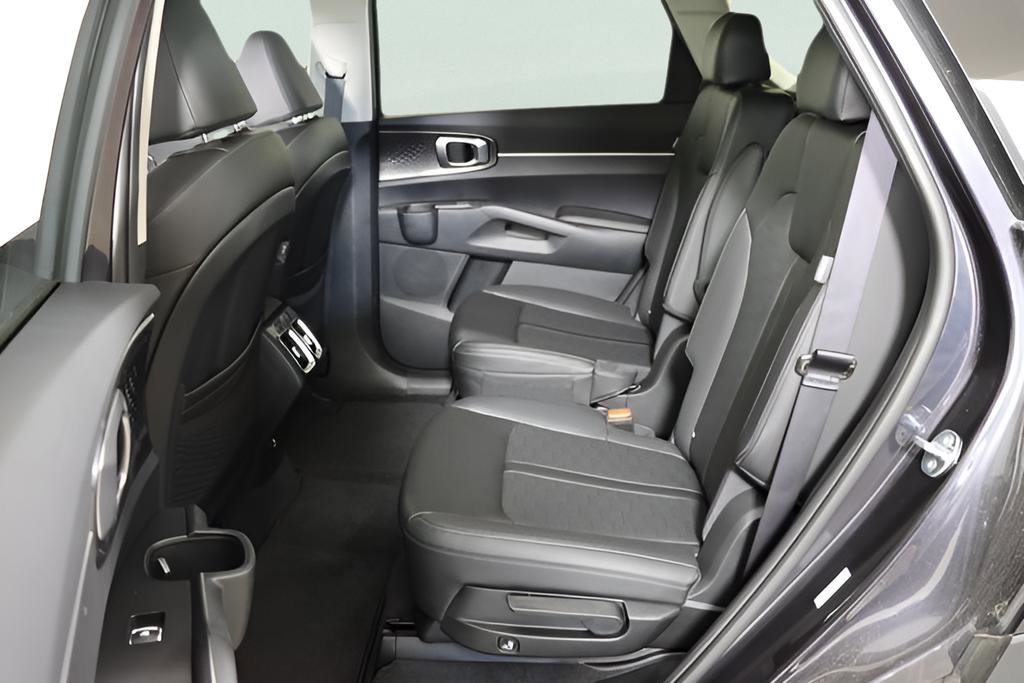 New 2025 Kia Sorento EX w/ Panoramic Sunroof Package image 10