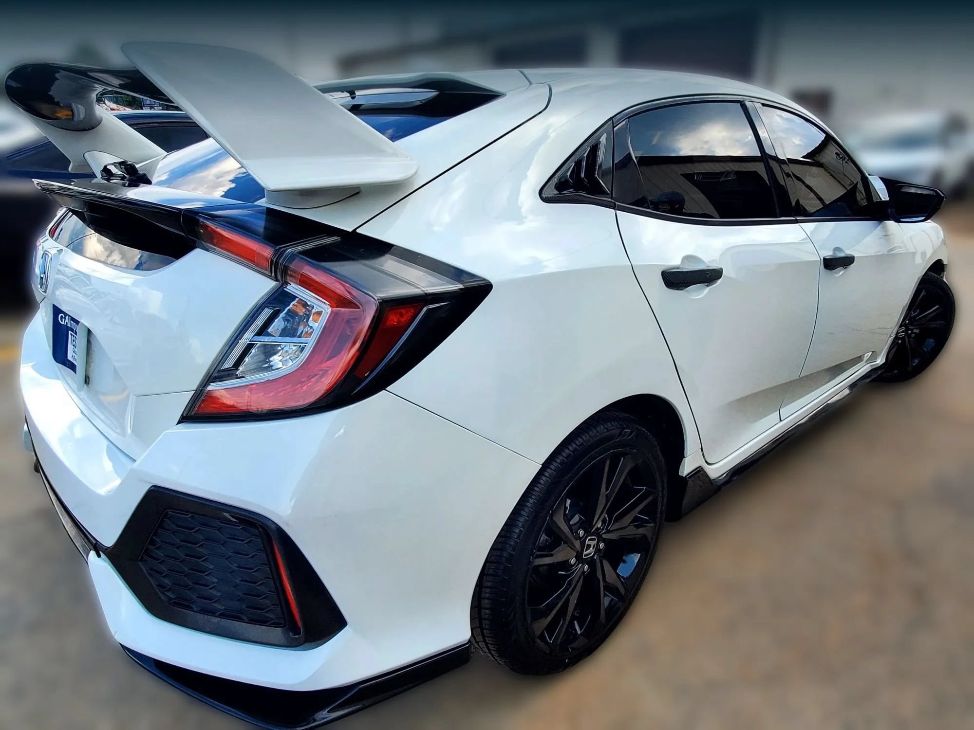Used 2017 Honda Civic Sport image 11