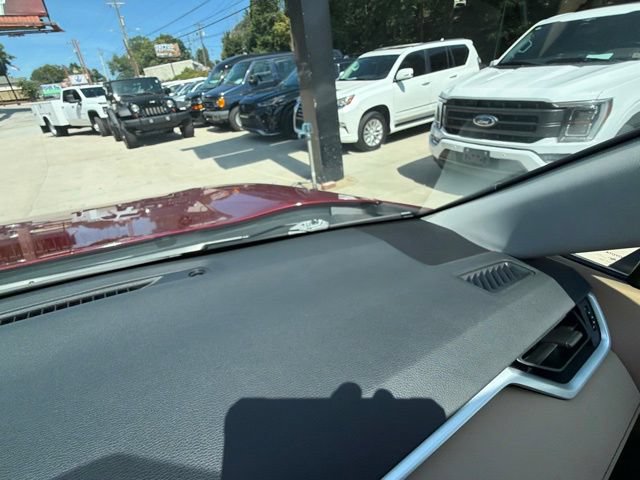 Used 2019 Toyota RAV4 LE FWD image 46