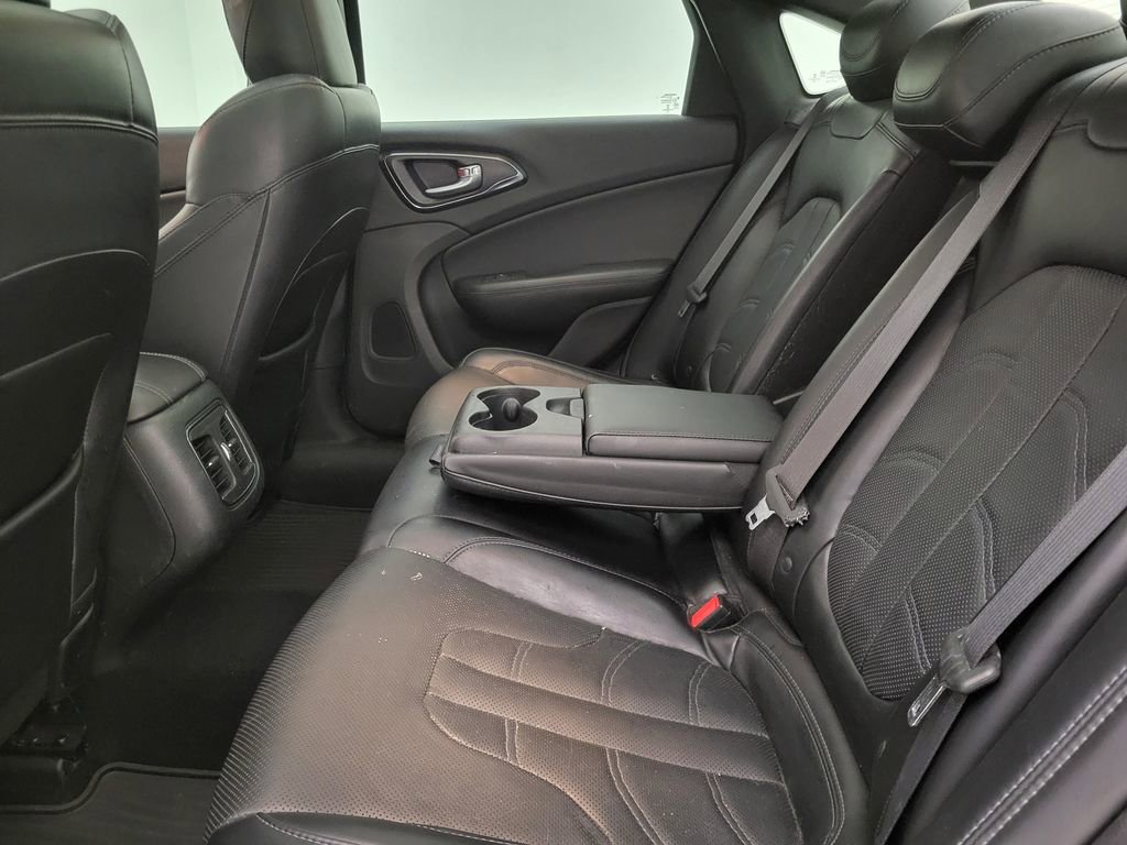 Used 2016 Chrysler 200 S w/ Navigation & Sound Group I image 44