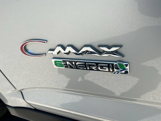 Used 2015 Ford C-MAX Energi SEL w/ Equipment Group 302A FWD image 27