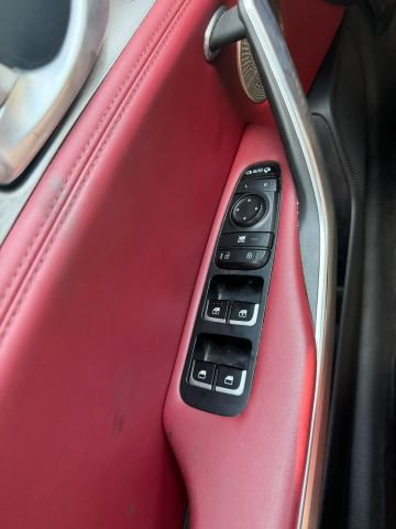 Used 2018 Kia Stinger GT2 image 20