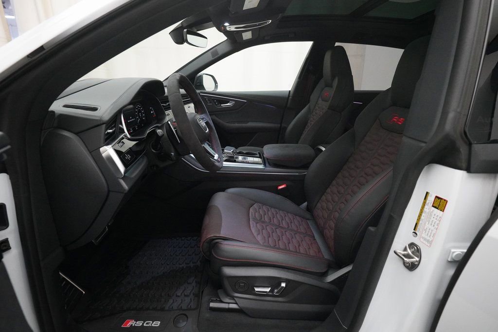 New 2026 Audi RS Q8 performance image 7
