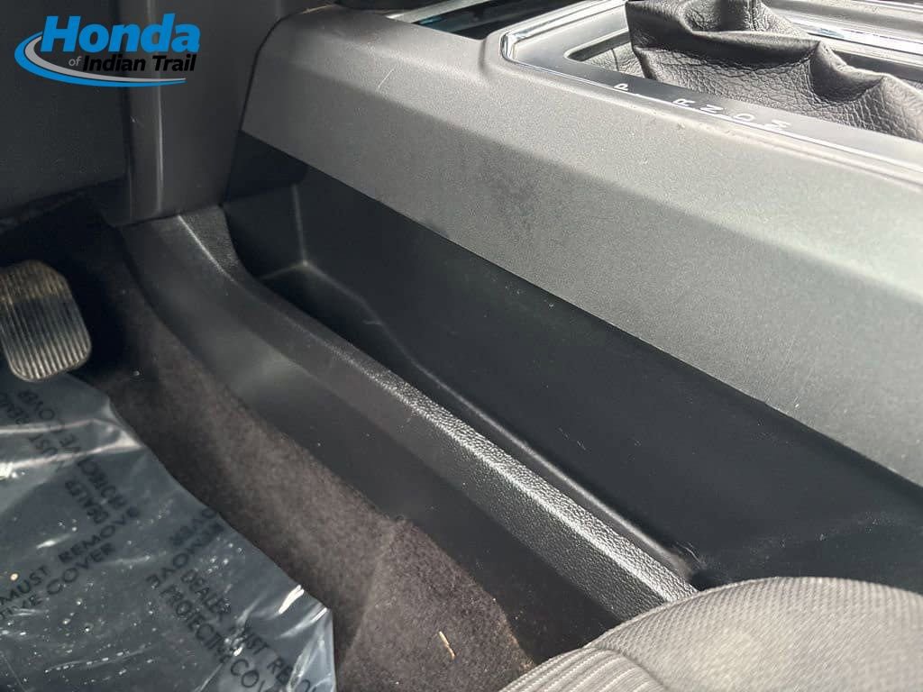 Used 2017 Ford F150 XLT w/ Equipment Group 302A Luxury image 26