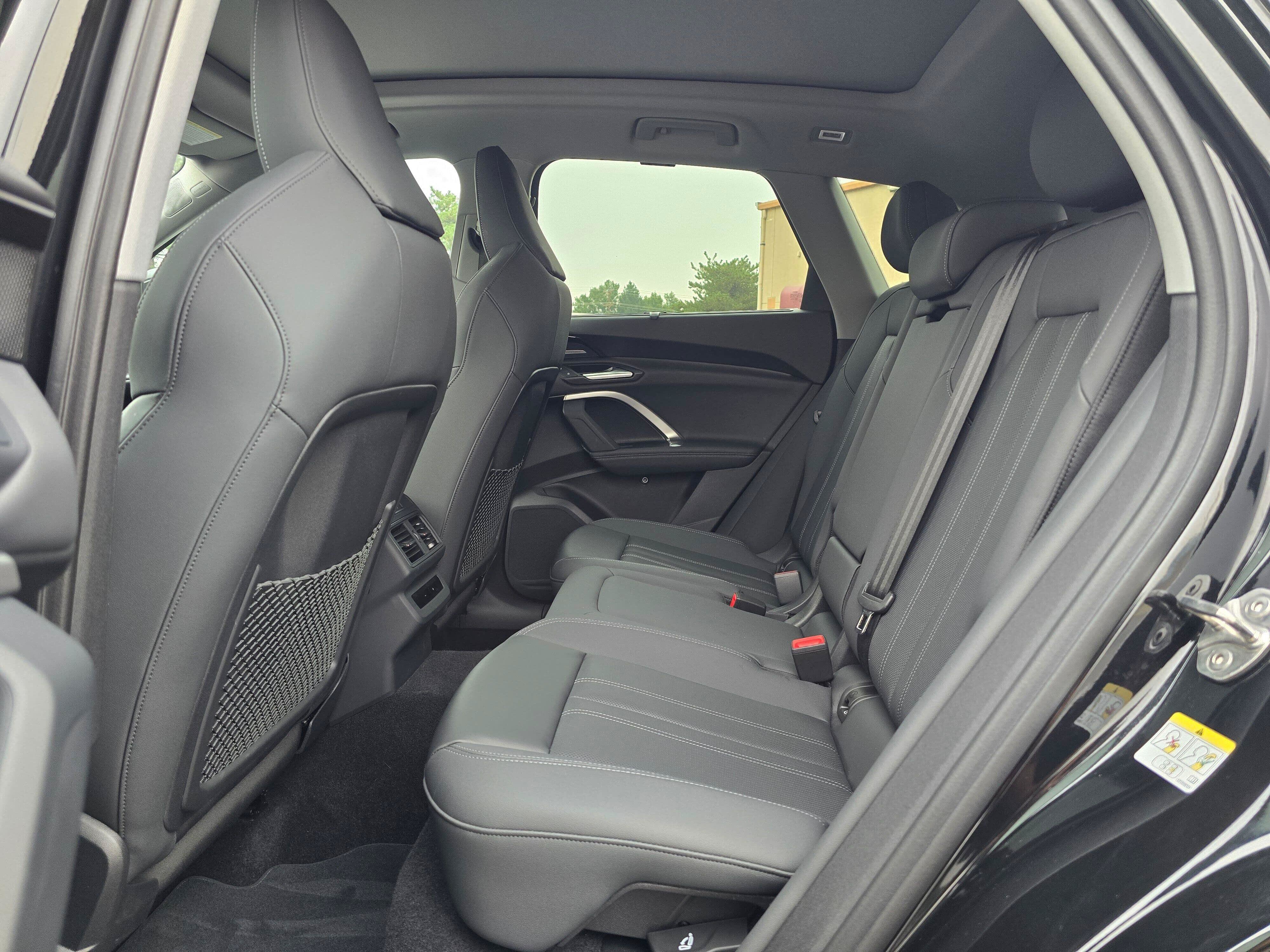Certified 2025 Audi Q5 Premium Plus w/ Premium Plus AWD/4WD image 12