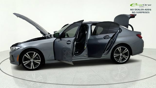 Used 2023 BMW 330i Sedan w/ Driving Assistance Package RWD image 16