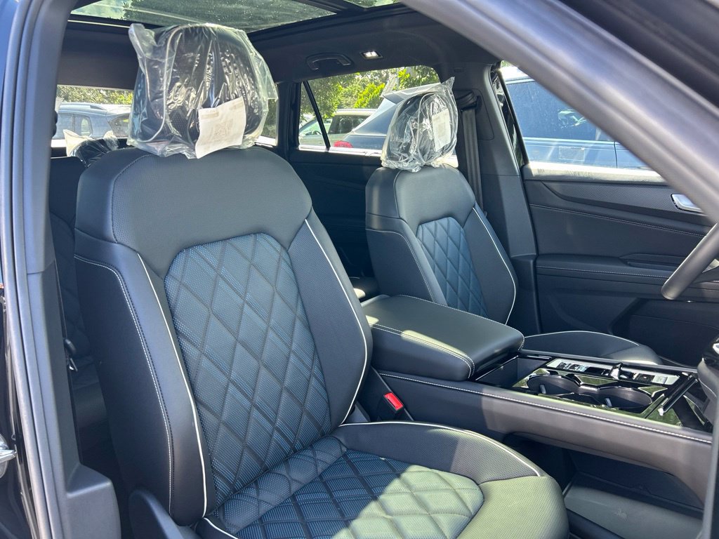 New 2026 Volkswagen Atlas Cross Sport SEL Premium R-Line AWD/4WD image 46
