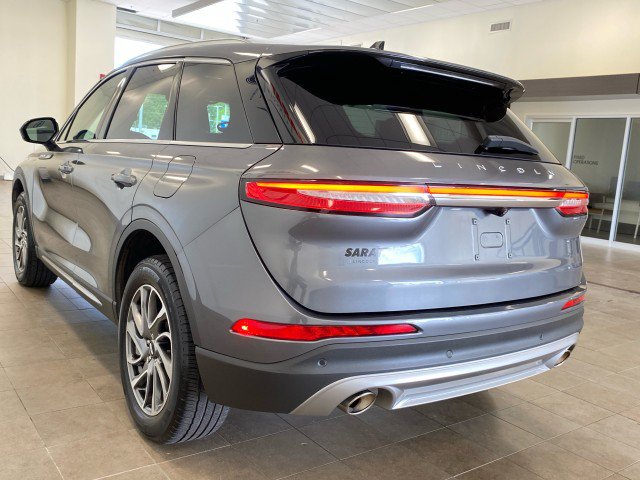 Used 2022 Lincoln Corsair AWD w/ Equipment Group 101A image 5