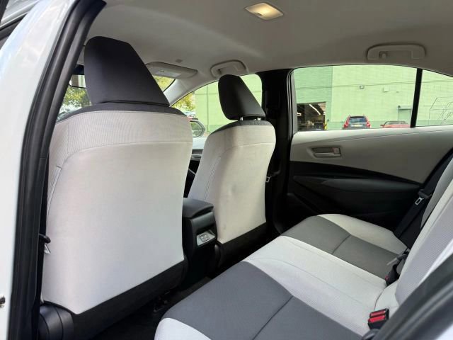Used 2023 Toyota Corolla LE image 22