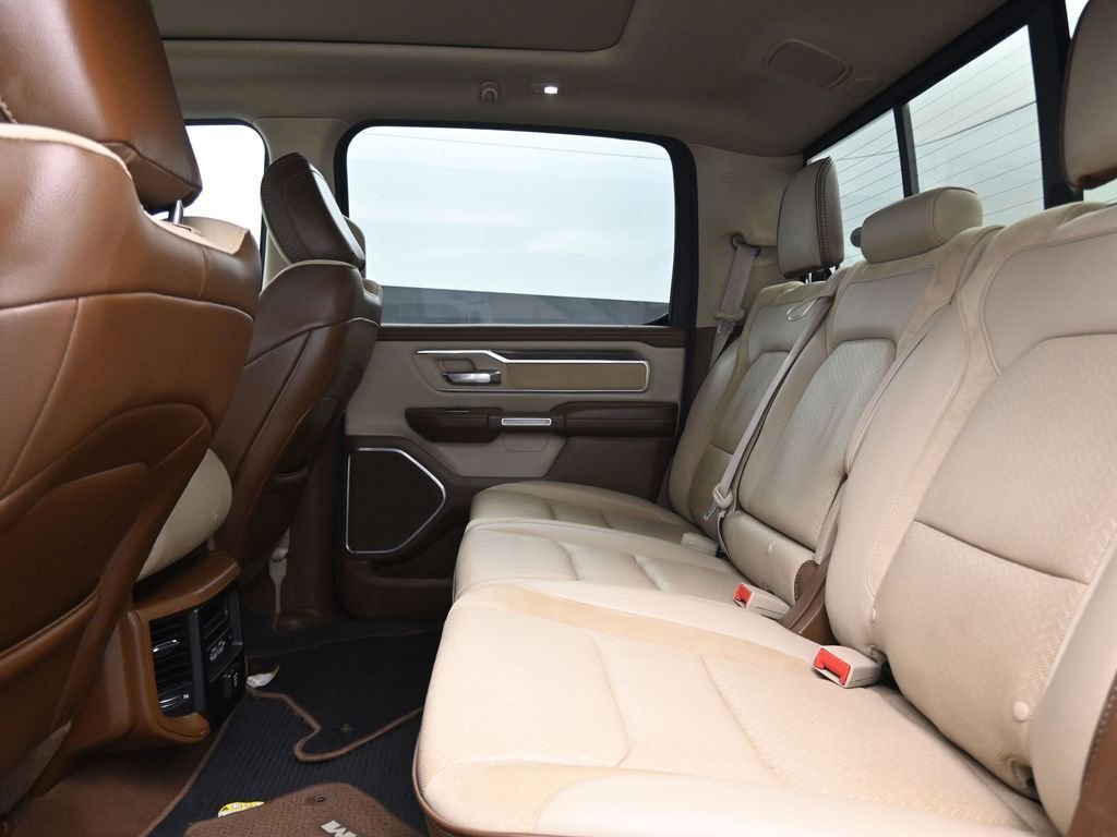 Used 2019 RAM 1500 Laramie image 17