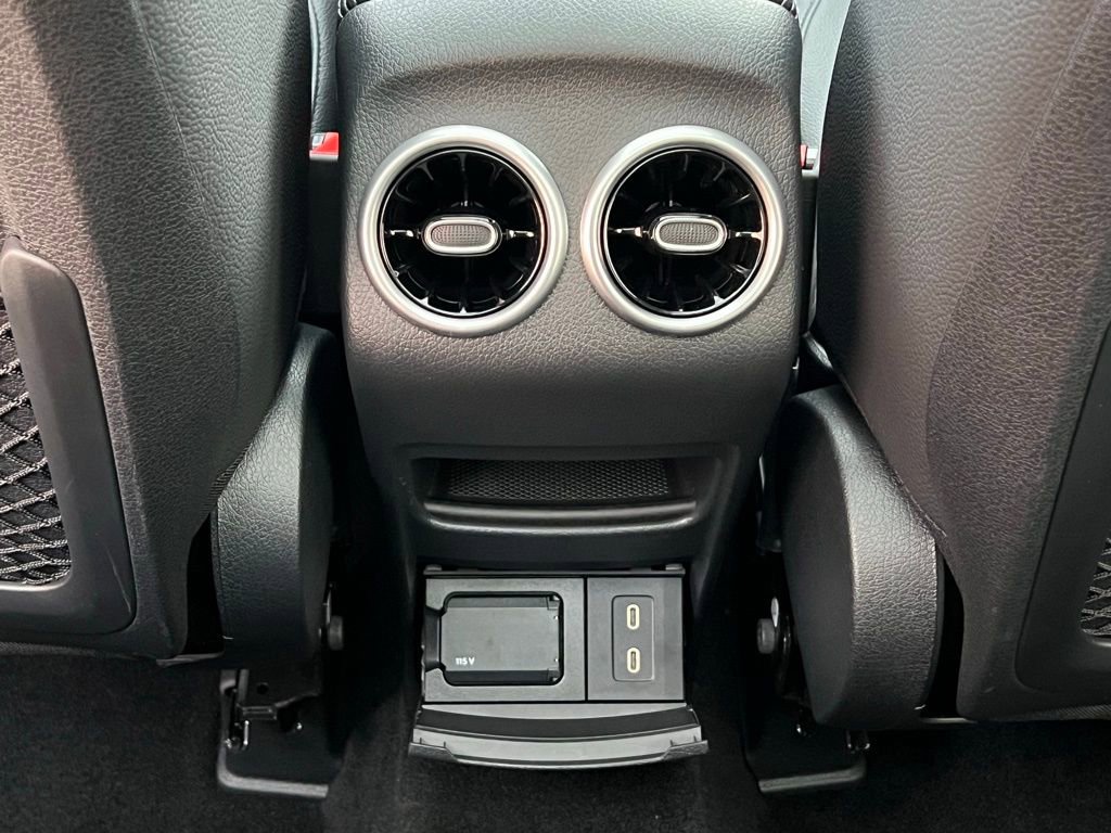 Certified 2026 Mercedes-Benz GLB 250 4MATIC image 30