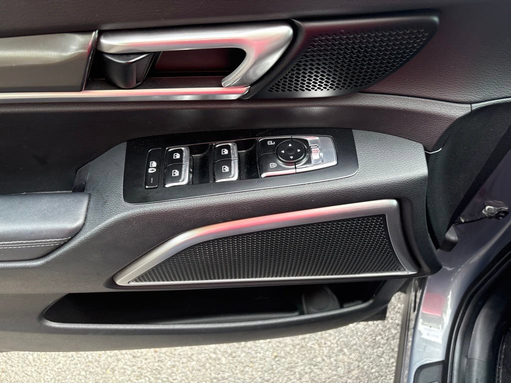 Used 2024 Kia Telluride S w/ S Sunroof Package FWD image 11