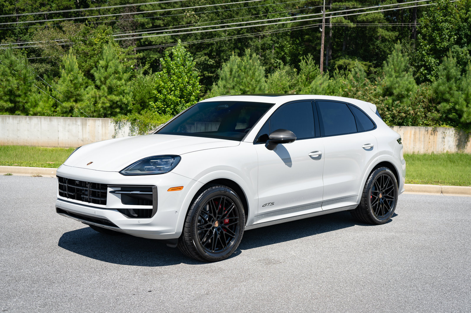 Used 2023 Porsche Cayenne GTS AWD/4WD image 13