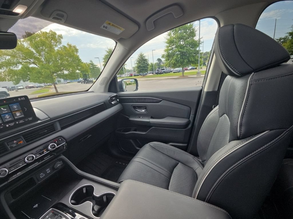 Used 2024 Honda Pilot Elite image 26