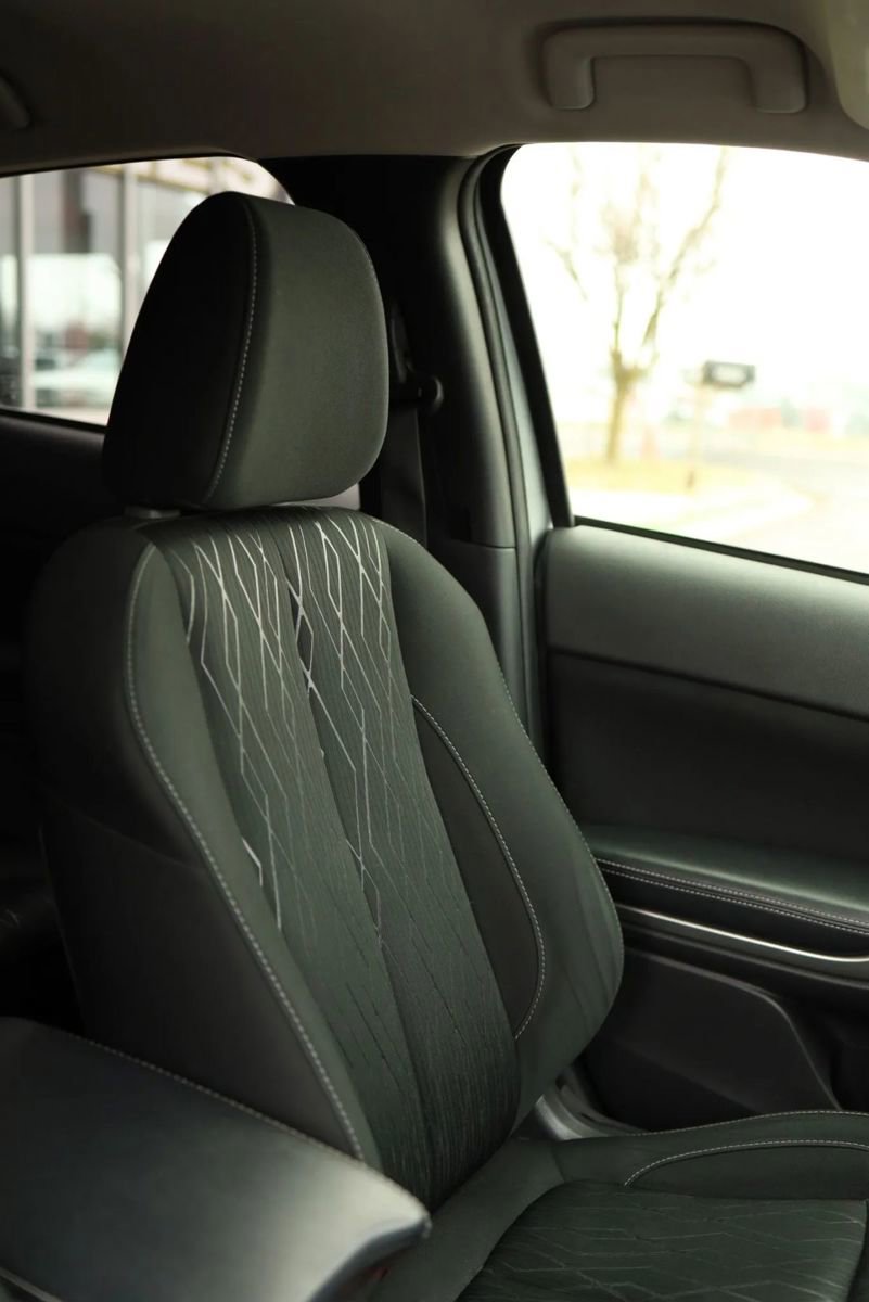 Used 2020 Mitsubishi Eclipse Cross SE image 51