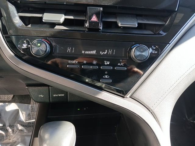 Used 2024 Toyota Camry XSE image 33