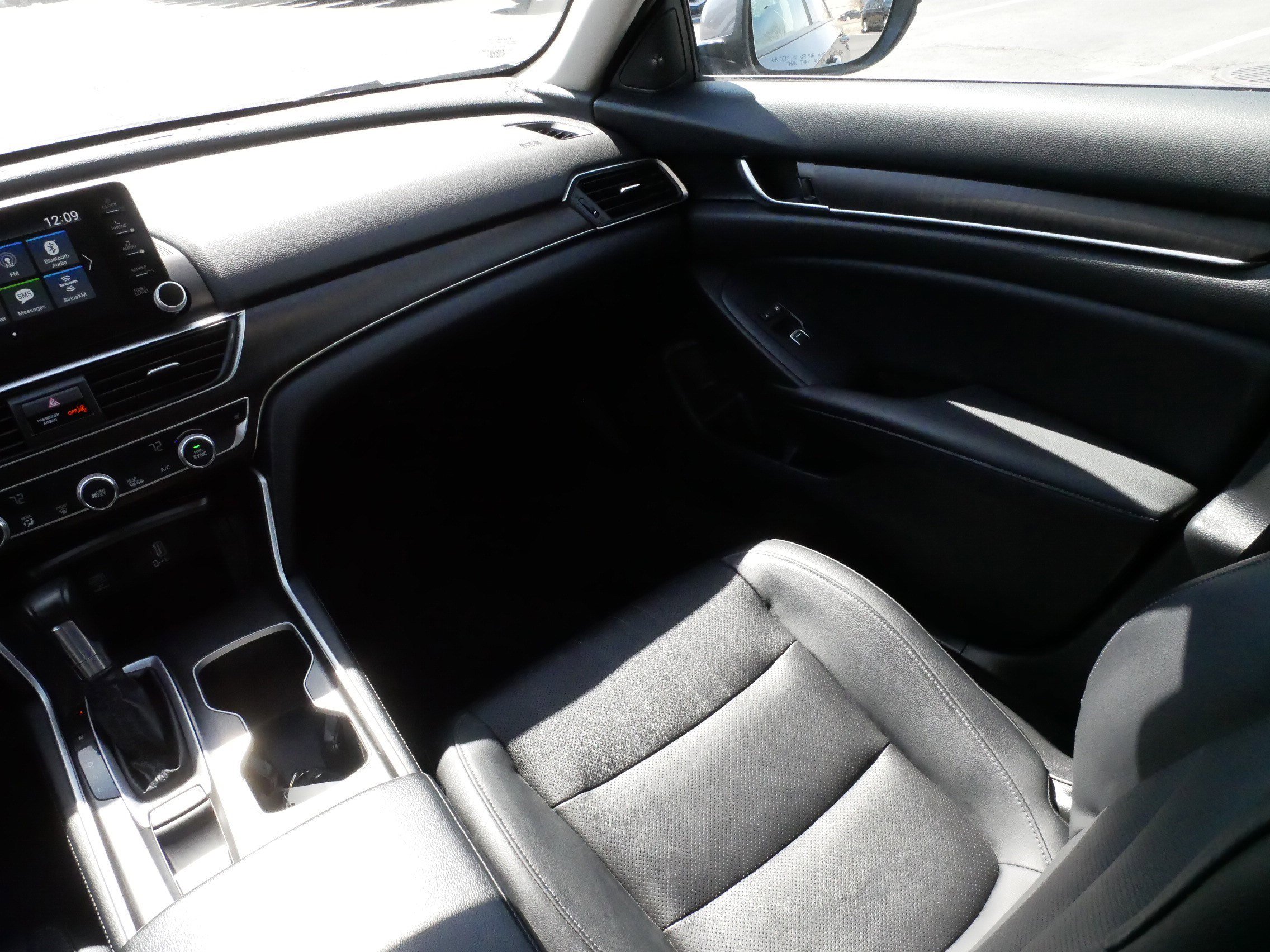 Used 2018 Honda Accord EX-L image 11