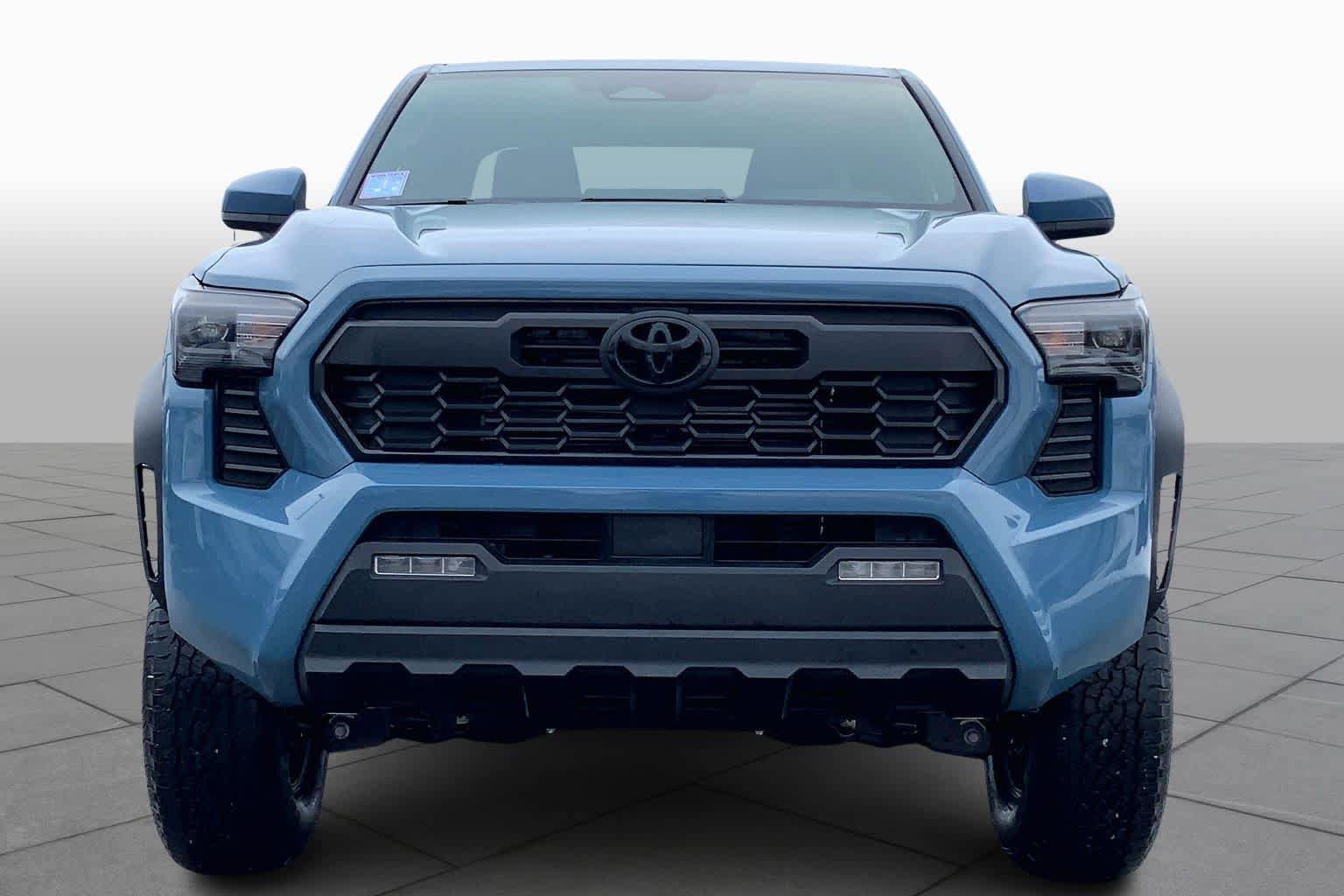 Used 2026 Toyota Tacoma TRD Off-Road AWD/4WD image 3