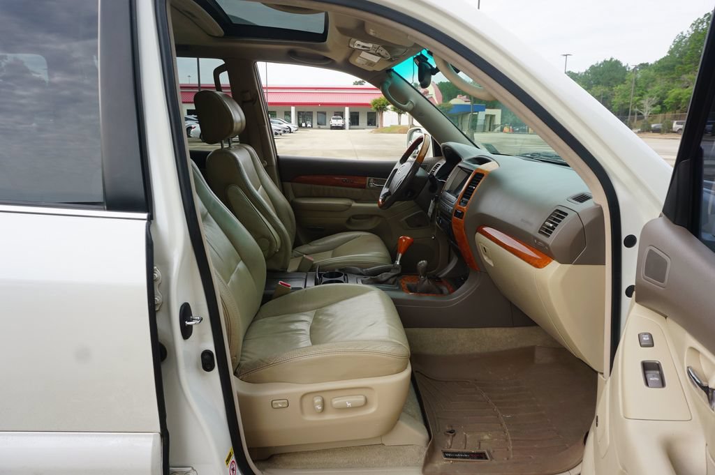 Used 2005 Lexus GX 470 AWD/4WD image 16