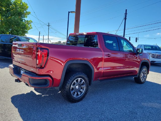 Used 2024 GMC Sierra 1500 AT4 w/ Technology Package AWD/4WD image 4