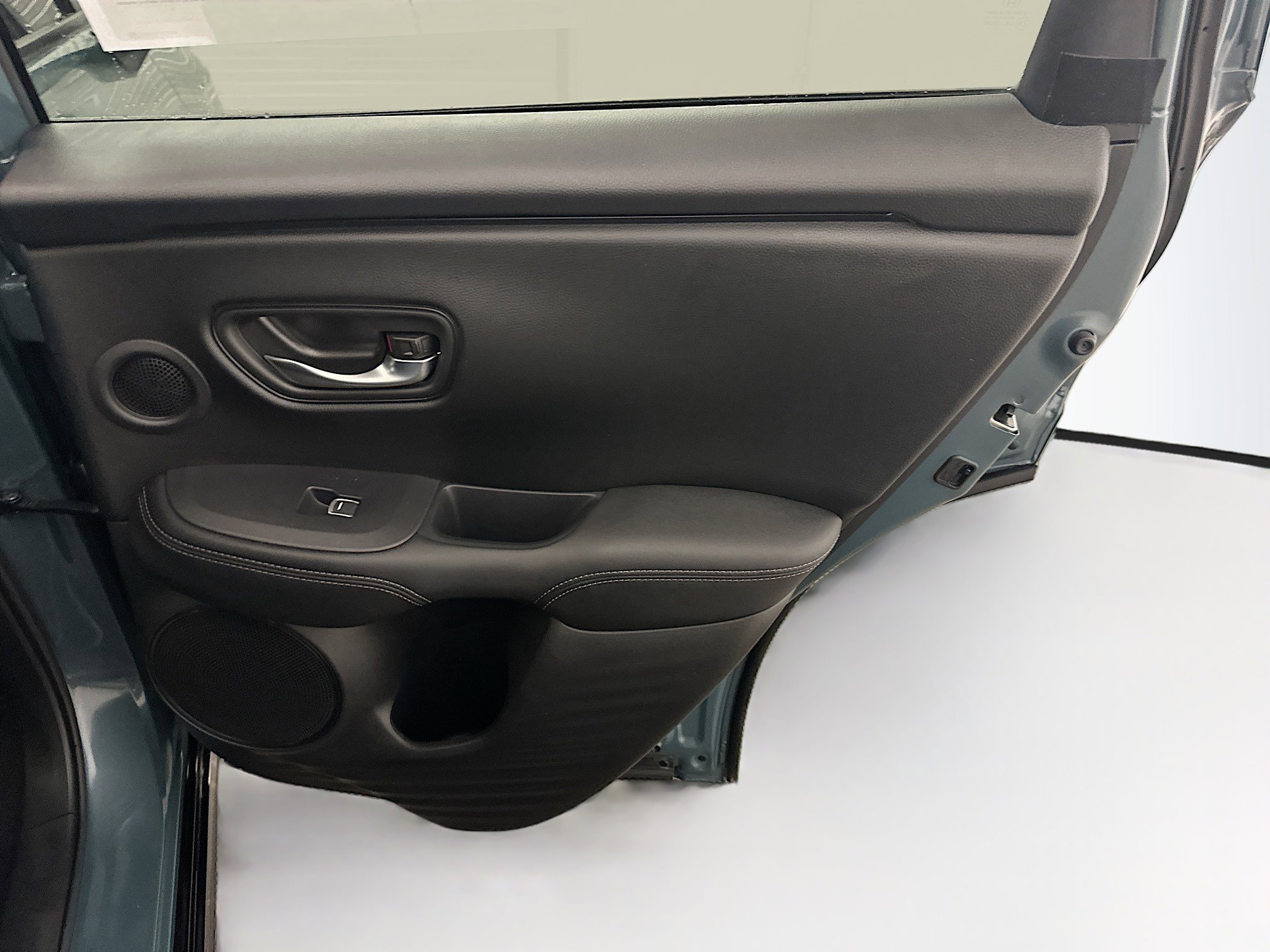 Used 2024 Honda HR-V EX-L image 31