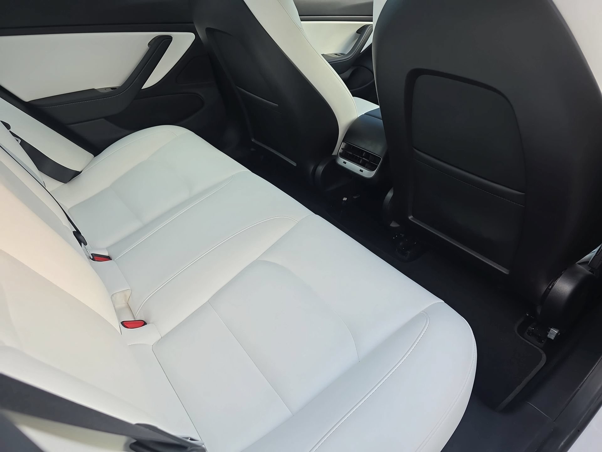 Used 2019 Tesla Model 3 Long Range AWD/4WD image 11