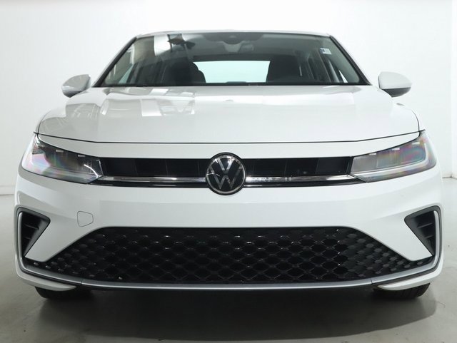 Certified 2025 Volkswagen Jetta S image 5