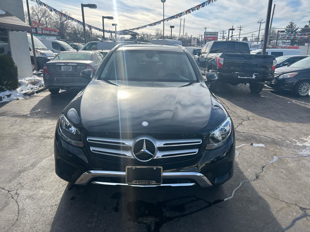 Used 2017 Mercedes-Benz GLC 300 4MATIC w/ Premium 1 Package image 2