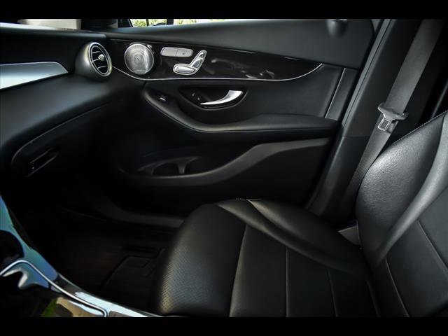 Used 2017 Mercedes-Benz GLC 300 4MATIC Coupe image 26