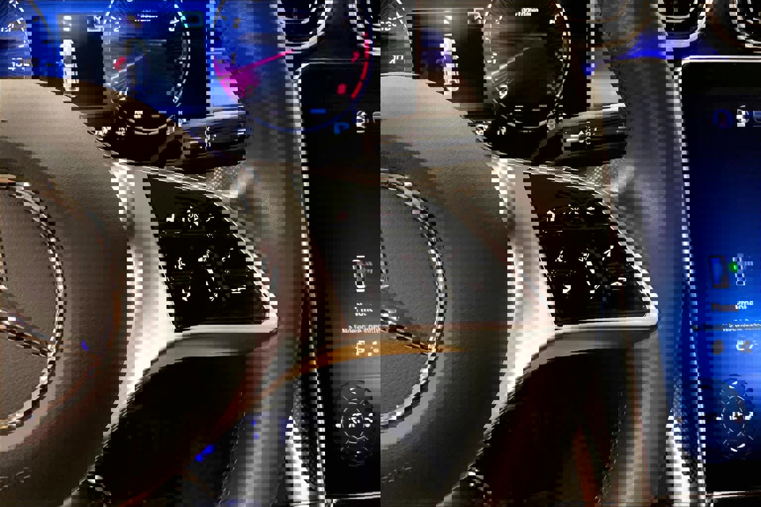 Used 2023 Mercedes-Benz C 300 Sedan image 23