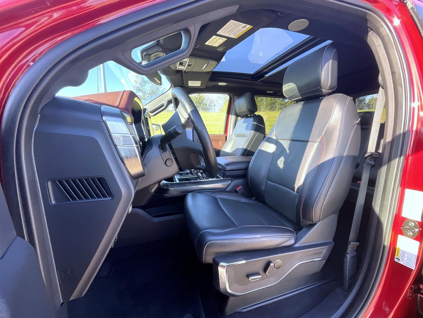 Used 2023 Ford F150 Lariat w/ Equipment Group 502A High AWD/4WD image 11