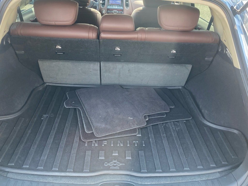 Used 2017 INFINITI QX50 AWD w/ Technology Package image 9