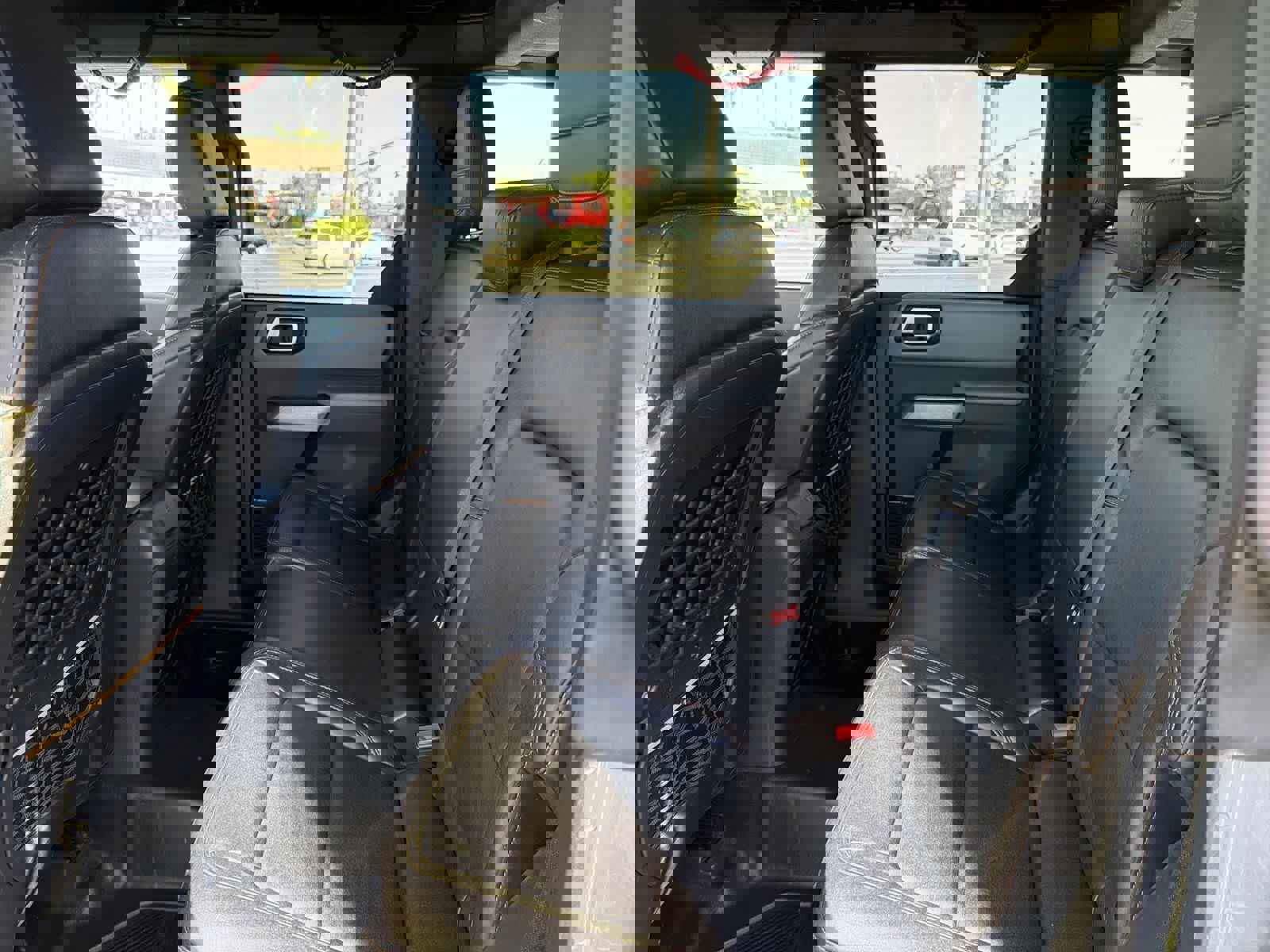 Used 2023 Ford Bronco Badlands image 27