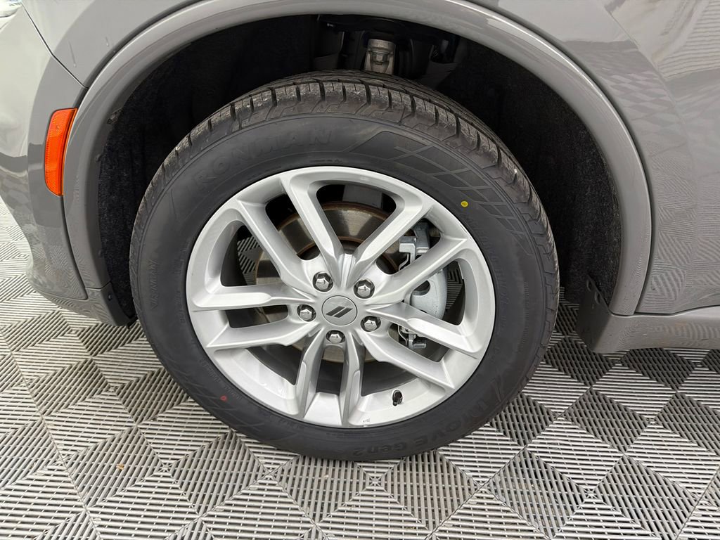 Used 2024 Dodge Durango GT image 13