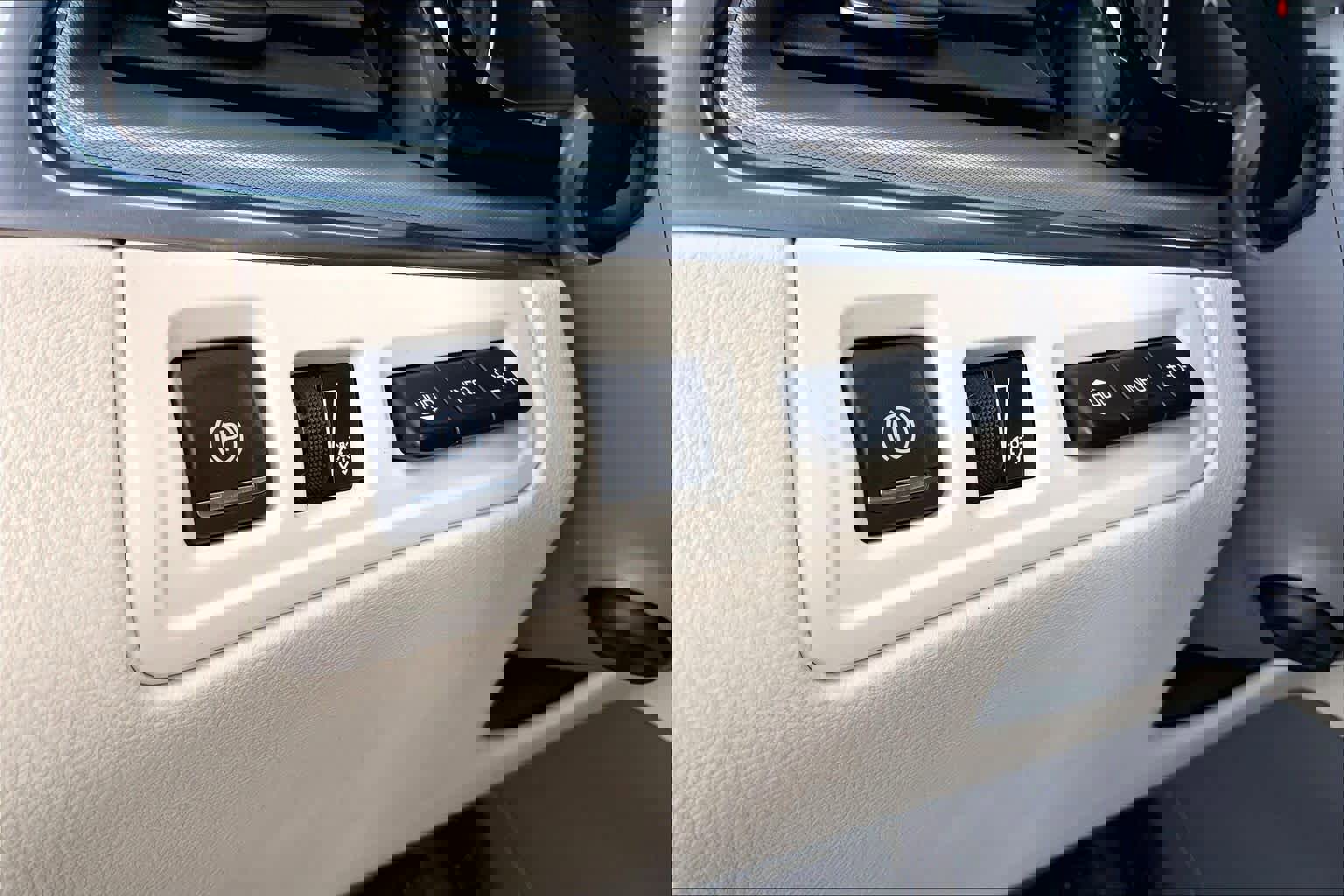 Used 2021 Cadillac XT5 Premium Luxury image 29