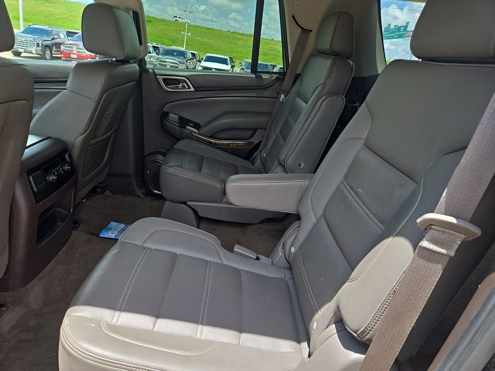 Used 2015 GMC Yukon Denali AWD/4WD image 17