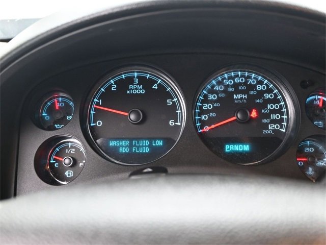 Used 2014 Chevrolet Suburban LT image 17