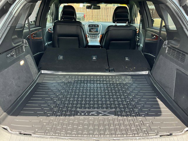 Used 2017 Lincoln MKX Reserve w/ Lincoln MKX Climate Package image 38