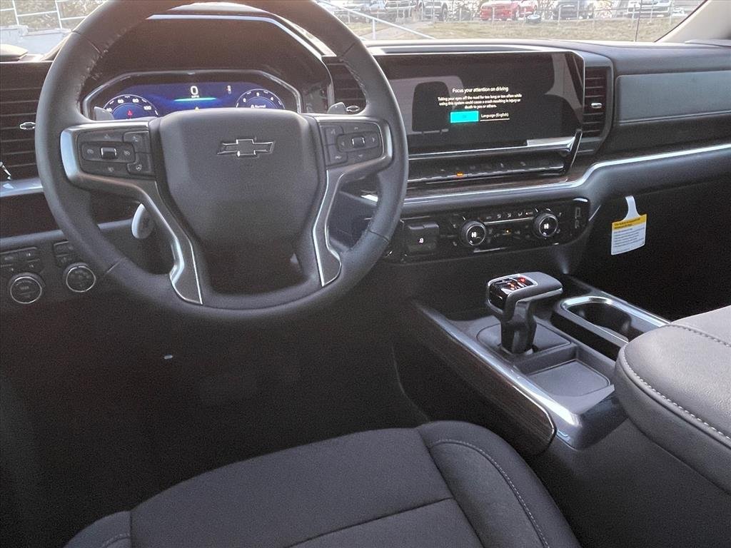 New 2026 Chevrolet Silverado 1500 LT Trail Boss w/ LPO, Dark Essentials Package AWD/4WD image 10