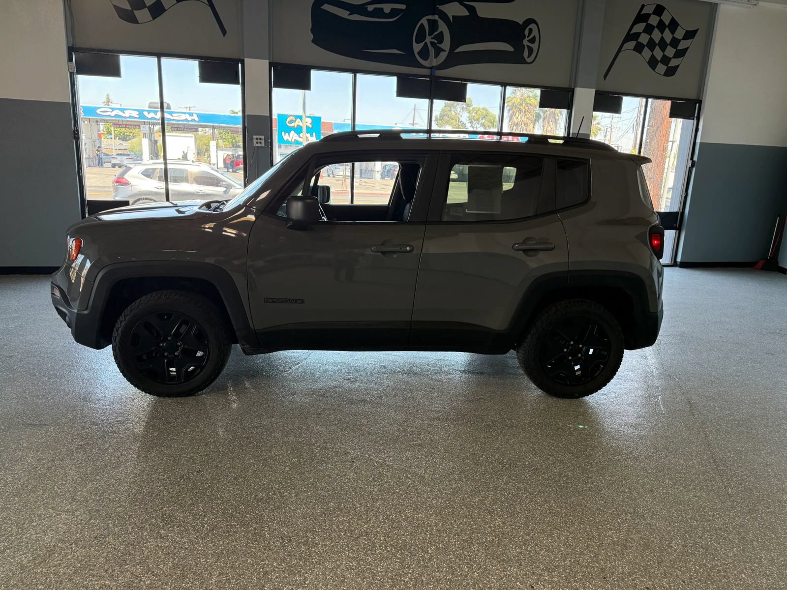 Used 2020 Jeep Renegade Sport AWD/4WD image 4