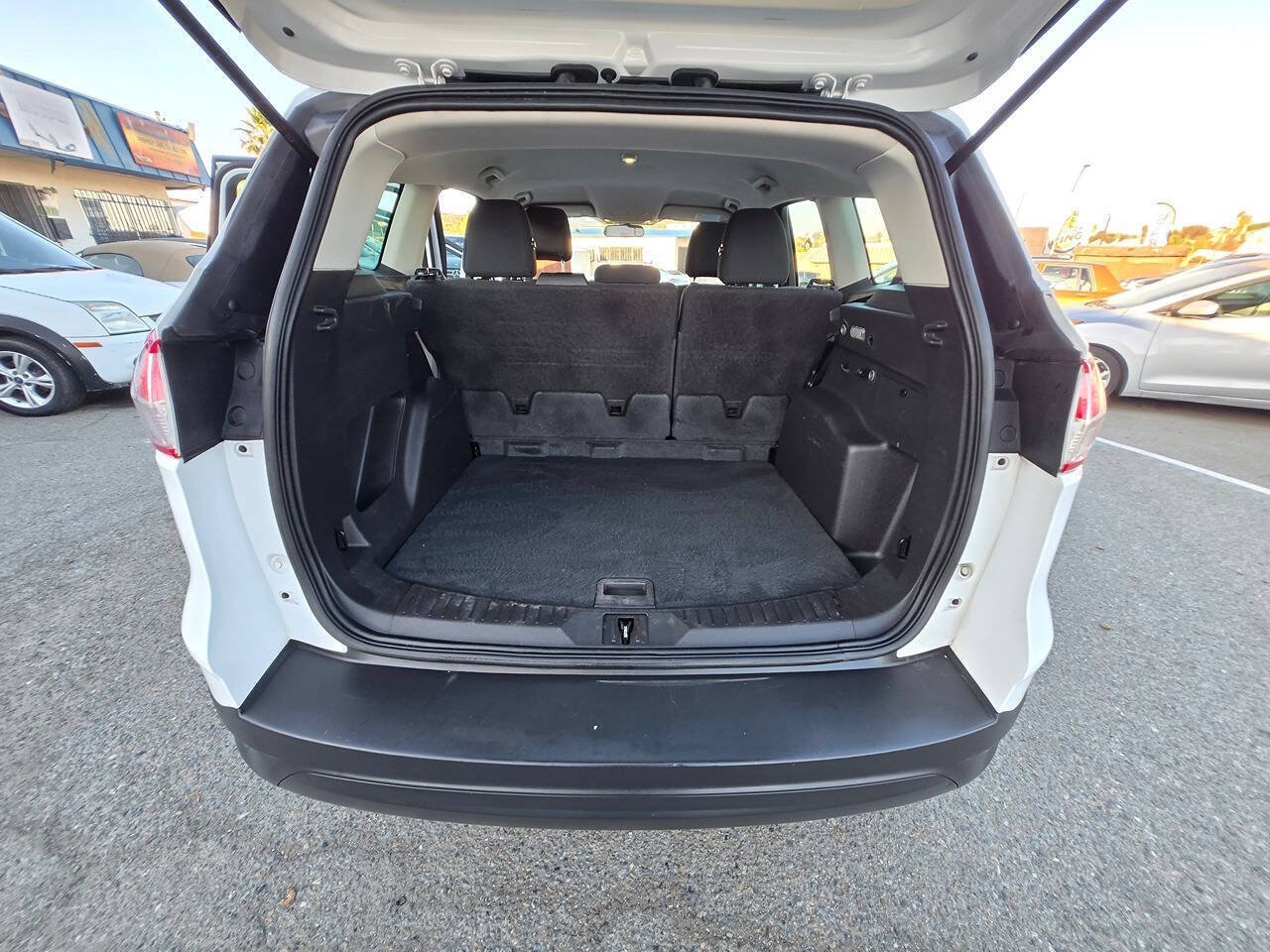 Used 2015 Ford Escape S FWD image 26