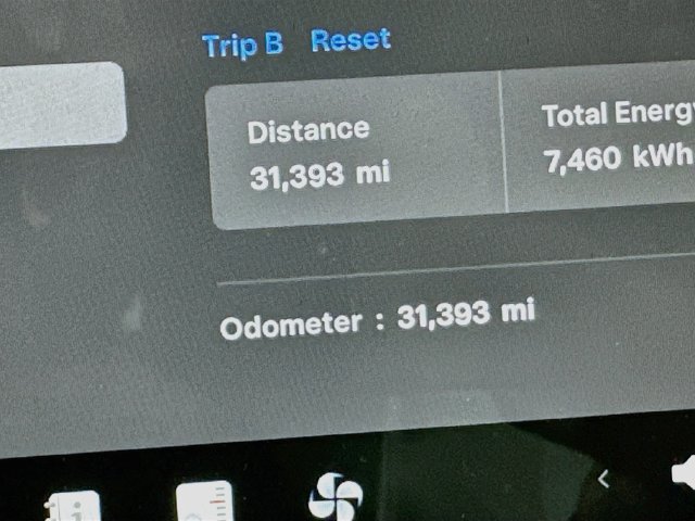 Used 2023 Tesla Model 3 Standard Range RWD image 14